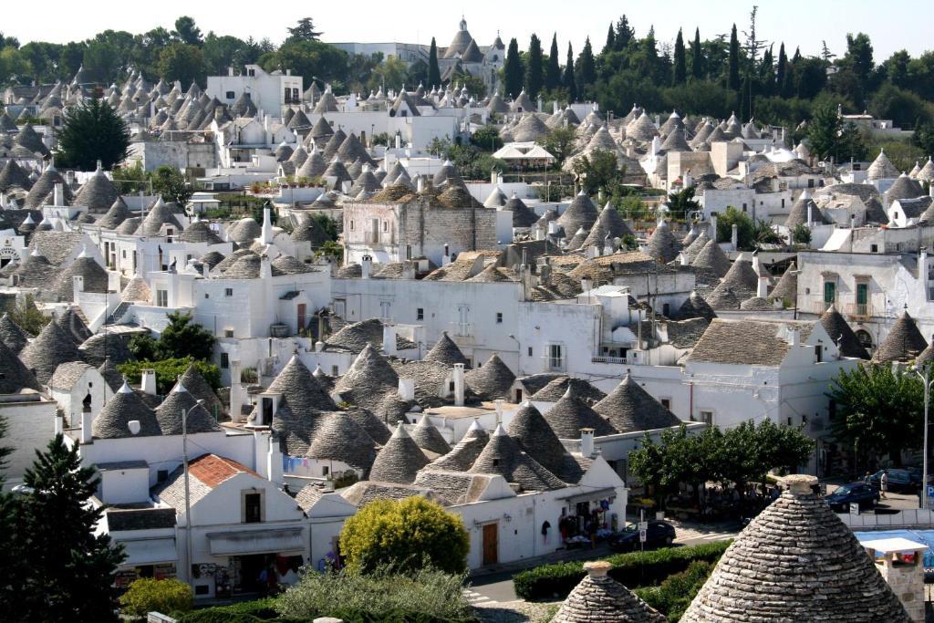 Tipico Resort Alberobello Exterior photo